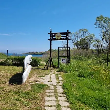 рафи в атлиман - гр. 펜션 *